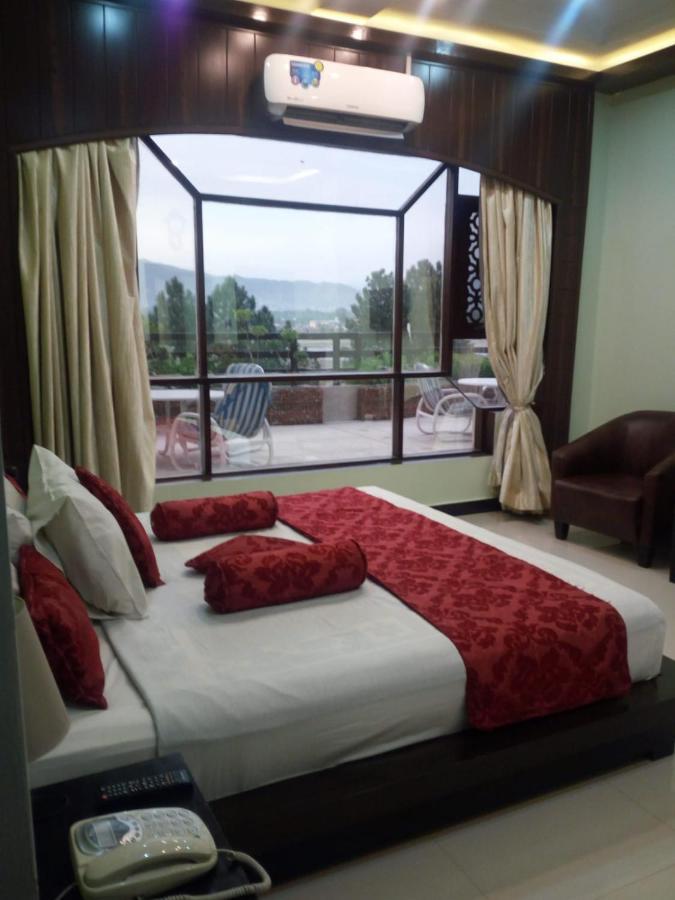 Burj Al Swat Hotel Saidu Sharif Экстерьер фото