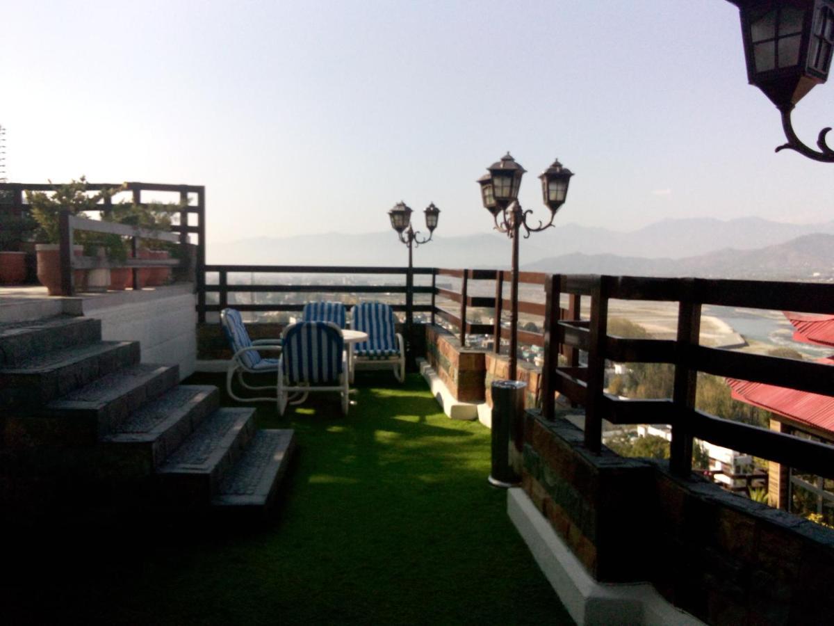 Burj Al Swat Hotel Saidu Sharif Экстерьер фото